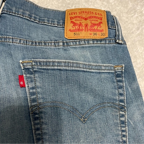 LEVI’S 511 Slim Fit Blue Jeans W 36 L30 Macy’s Modern Fit - Picture 2 of 7